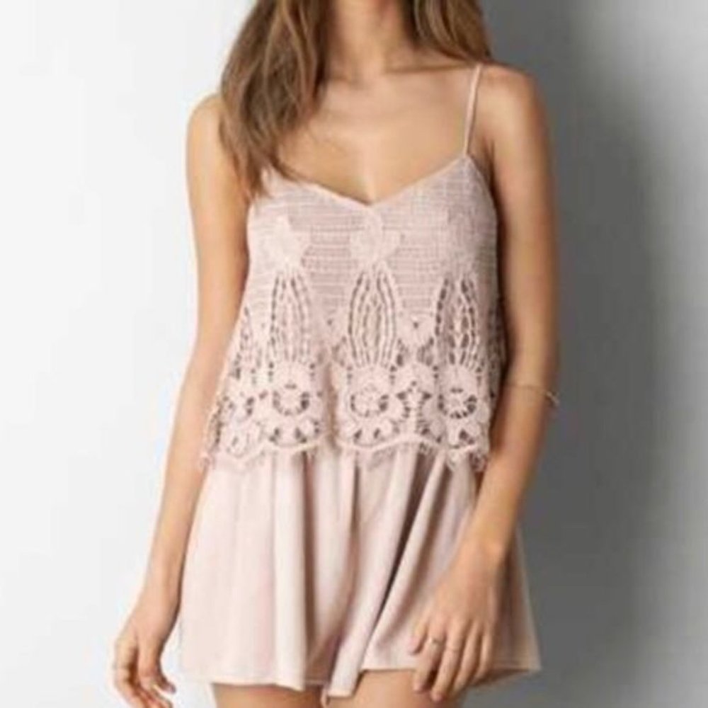american eagle crochet romper blush size xs